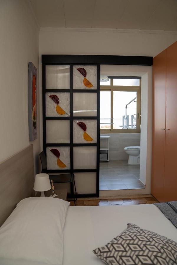 Queen'S Bed & Breakfast Grisolia Luaran gambar